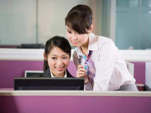 不會電腦可以做公司前臺辦公文員嗎？