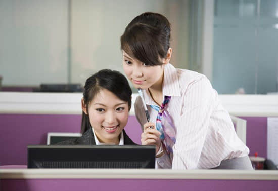 不會(huì)電腦辦公女生在工廠做文員好嗎？